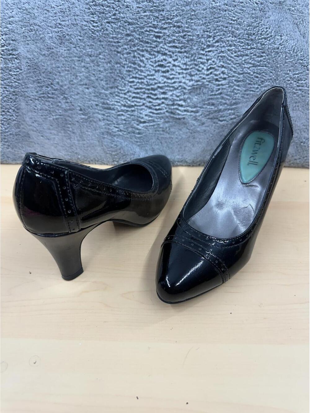 Fitzwell Black Patent Leather Kitten Heel Pumps